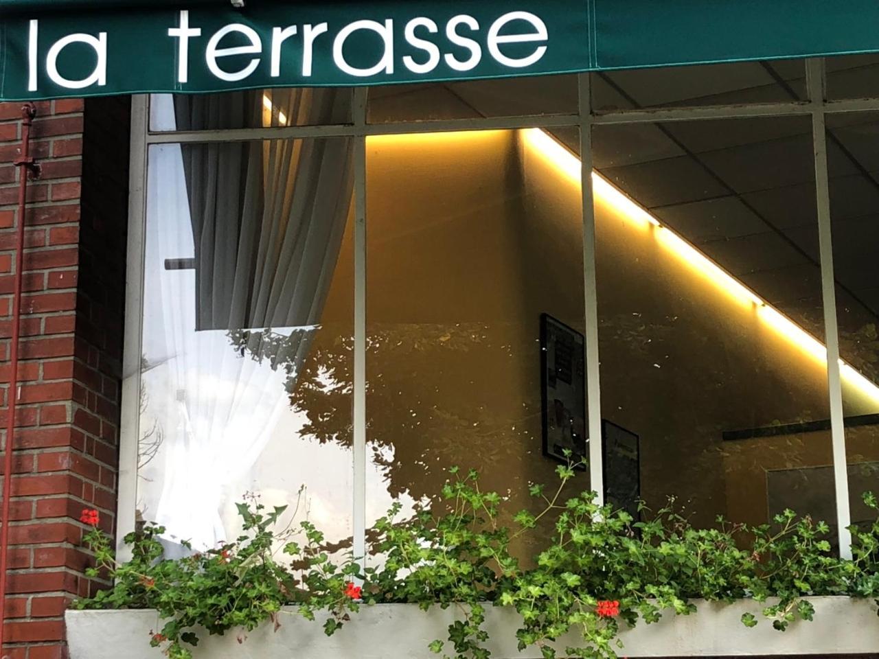 Logis Terrasse Hotel リジュー エクステリア 写真